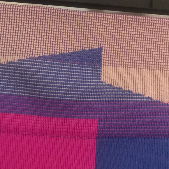 Nike Athletic/Athleisure Compression Shorts, NWT! - Picture 2 of 7